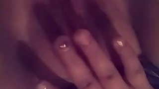 Tren girl fingers herself