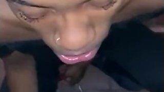 BRONX TREESH GIVING HEAD IN STAIRCASE