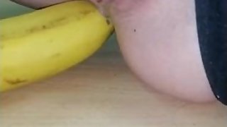 Banana Masturbation (part 2)