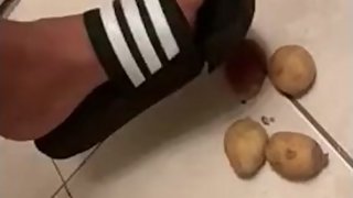 Neighbor crushing potato