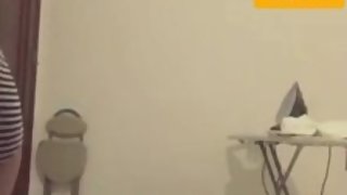 Tiny asian teen twrking her ass