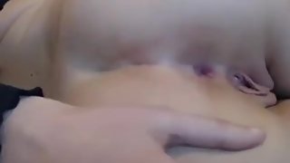 Brunette shows off her pussy on cam