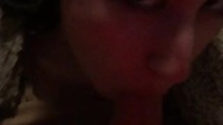 Sneaking a blowjob in while her boyfriend is away