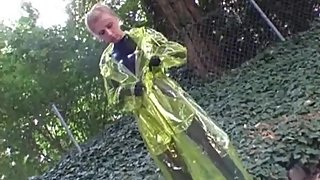 Cute mary long pvc raincoat