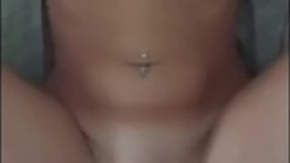 COLLEGE BABE CREAMS ON YOUR COCK WHILE YOU CUM